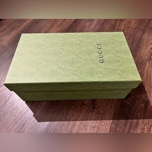 Gucci shoe box